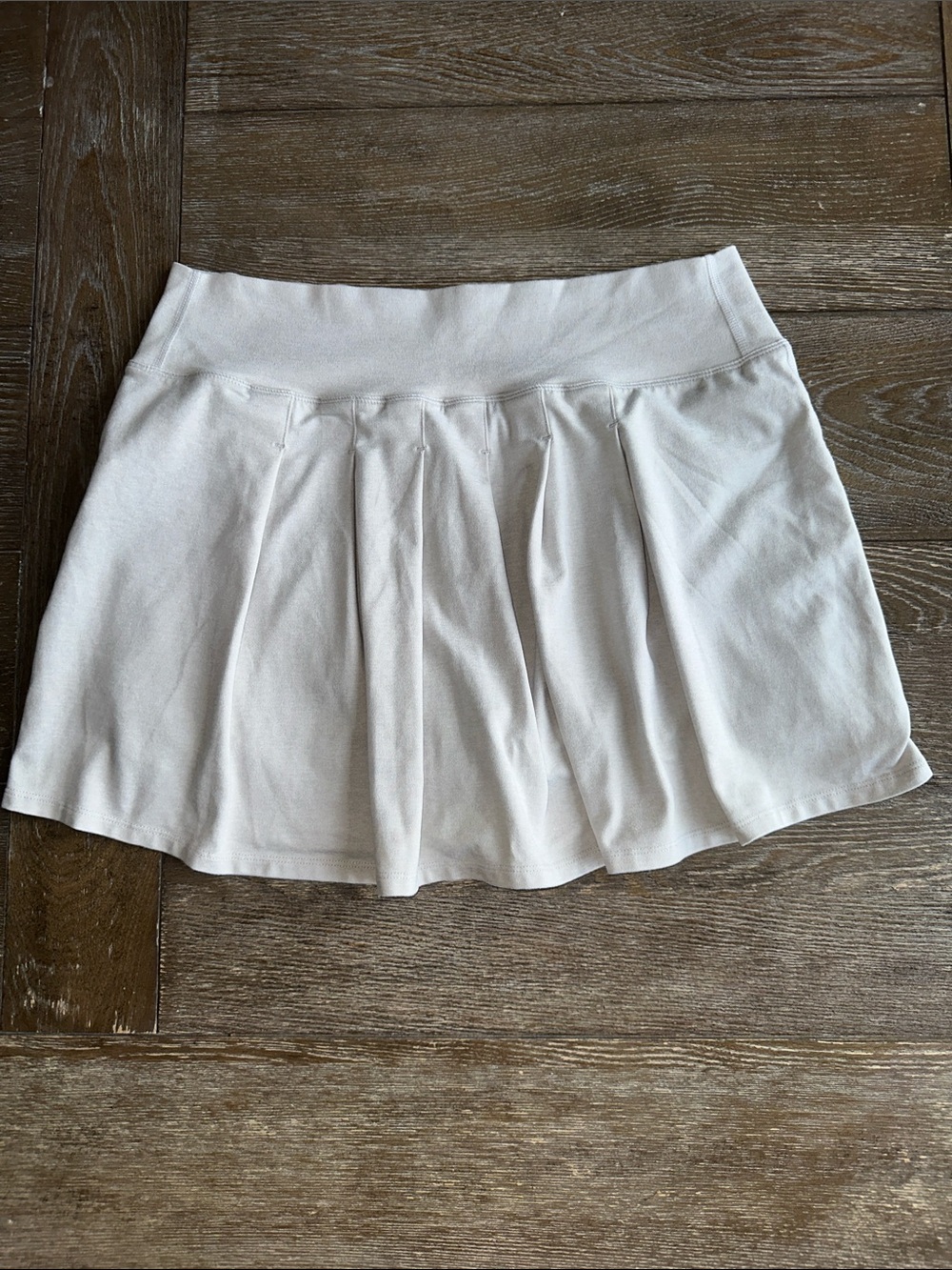 Vuori Heather grey Athletic Skort with Wide Waistband